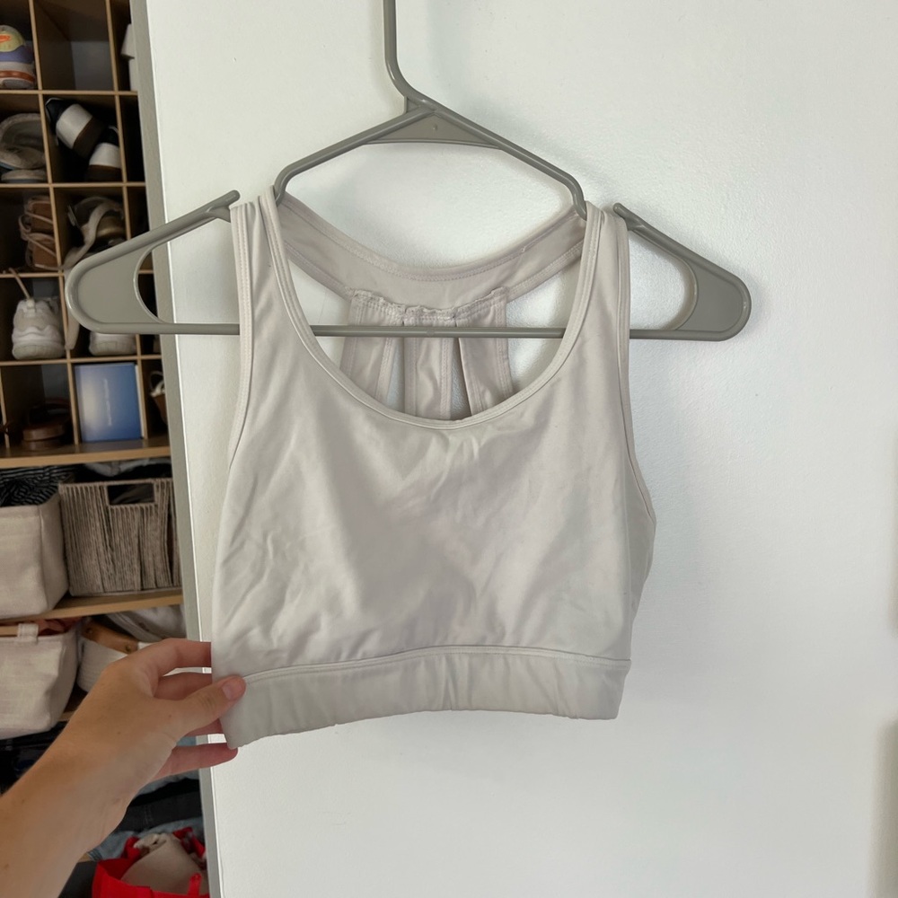 NVGTN sports bra - Picture 2 of 12